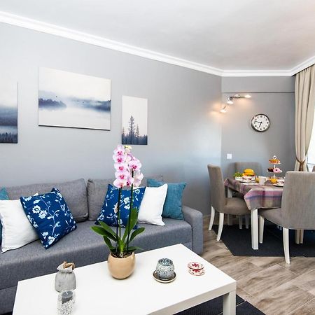 Beachfront Apartment Puerto Marina Benalmadena Bagian luar foto
